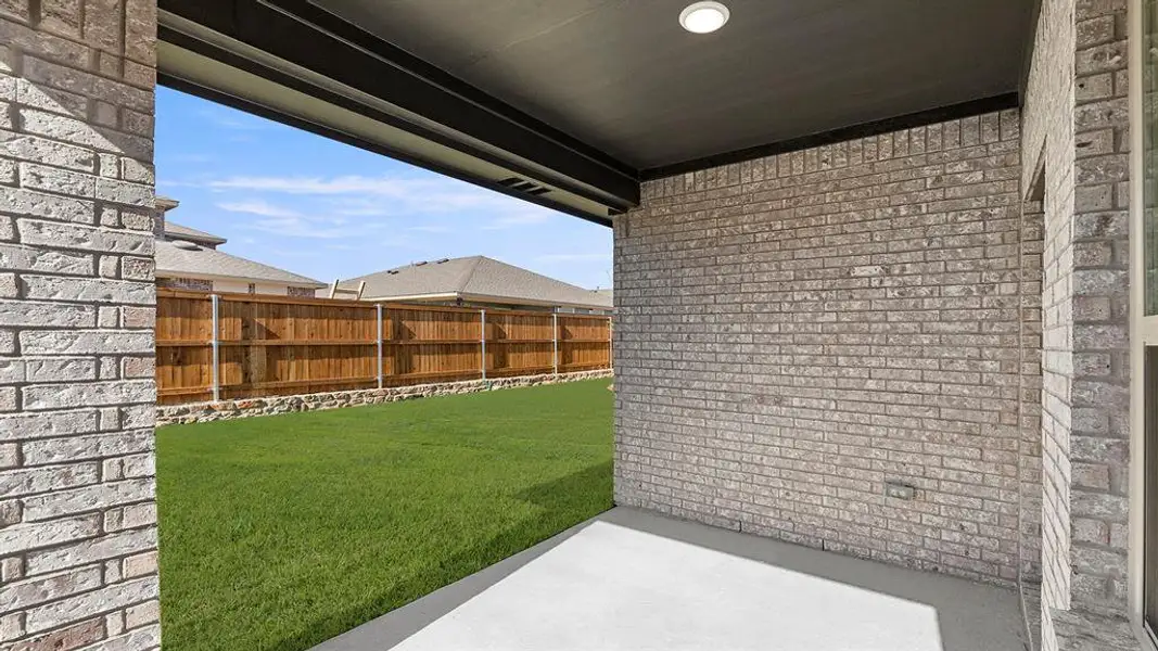 25. 2419 Liberty - Patio