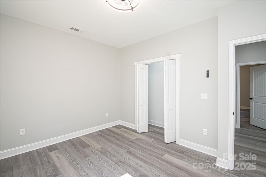 Spacious, unfurnished interior of a new home in , Chester (Image 12).