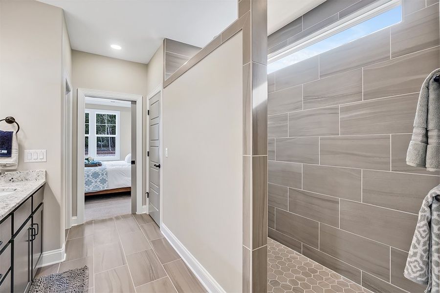 Lumina Island, Master Bathroom