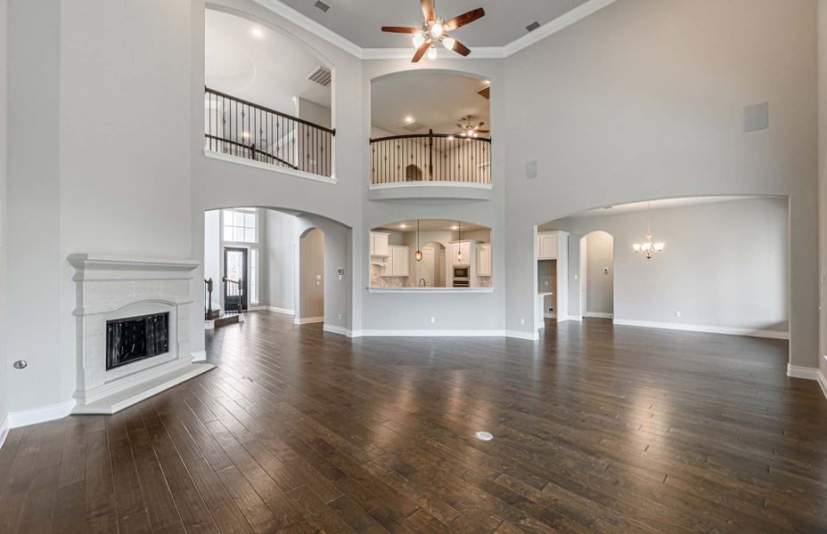 Representative unfurnished interior of a home built from the 4195 by Ravenna Homes in Artavia 70′, Conroe (Image 48). Representative unfurnished interior of a home built from the 4195 by Ravenna Homes in Artavia 70′, Conroe (Image 48).