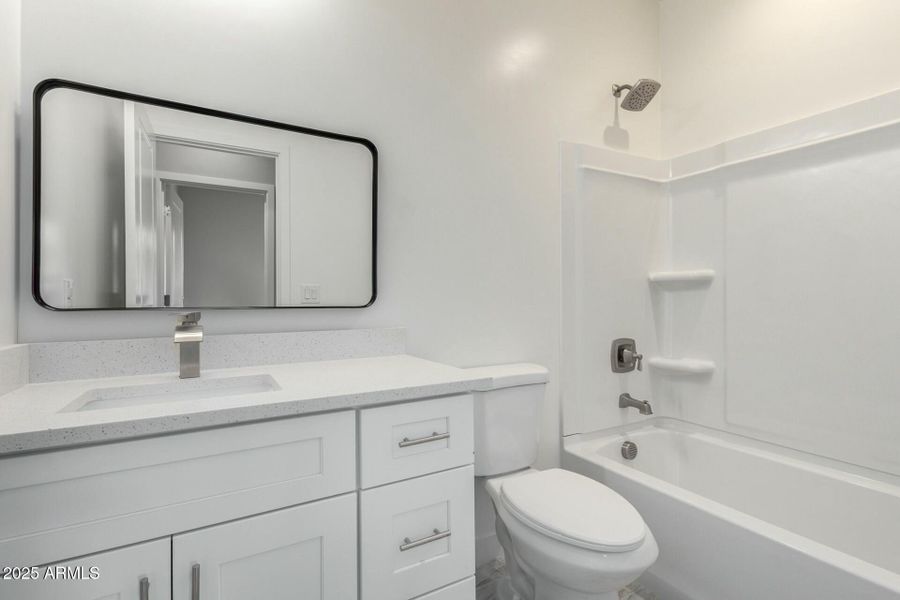 tempImage2EK42m tempImage2EK42m