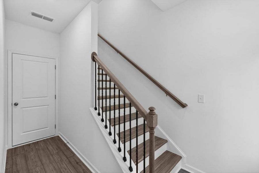 Spacious, unfurnished interior of a new home in Chandler Run, Tucker (Image 16).
