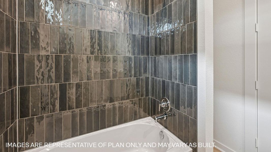 Representative interior finishes for a home built from the The Keller by D.R. Horton in The Enclave at Bar W Ranch, Leander (Image 15).