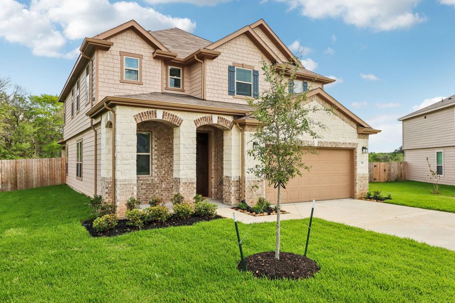 Don't hesitate and make 710 Appaloosa Meadow Drive your next home! Schedule your private tour today!
