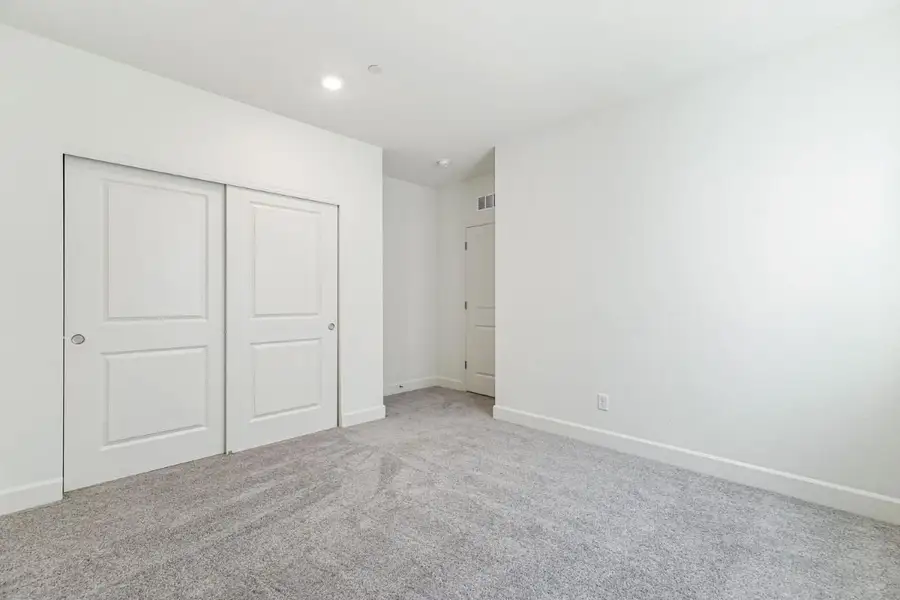 Spacious, unfurnished interior of a new home in The Nest Reserve at Canyon Creek, Erie (Image 24). Spacious, unfurnished interior of a new home in The Nest Reserve at Canyon Creek, Erie (Image 24).