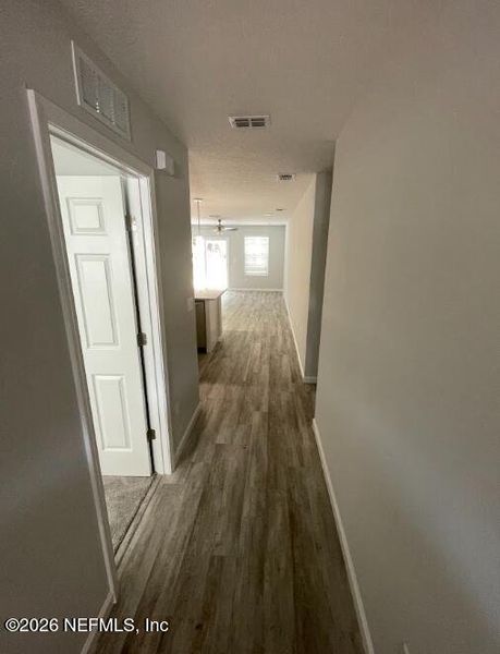 Spacious, unfurnished interior of a new home in , Jacksonville (Image 24).