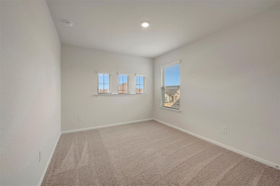 Spacious, unfurnished interior of a new home in The Preserve, Justin (Image 34).