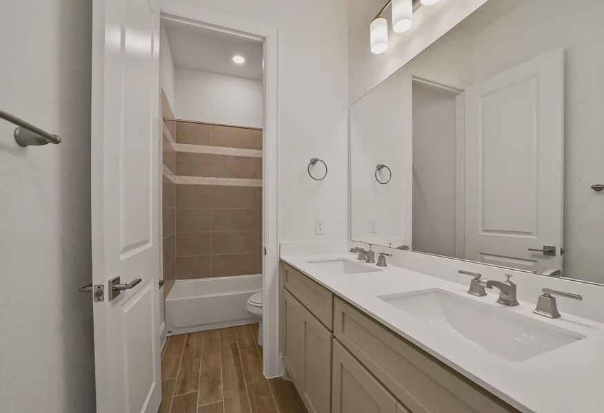 Plan 6005 bath 2 - 18 of 21