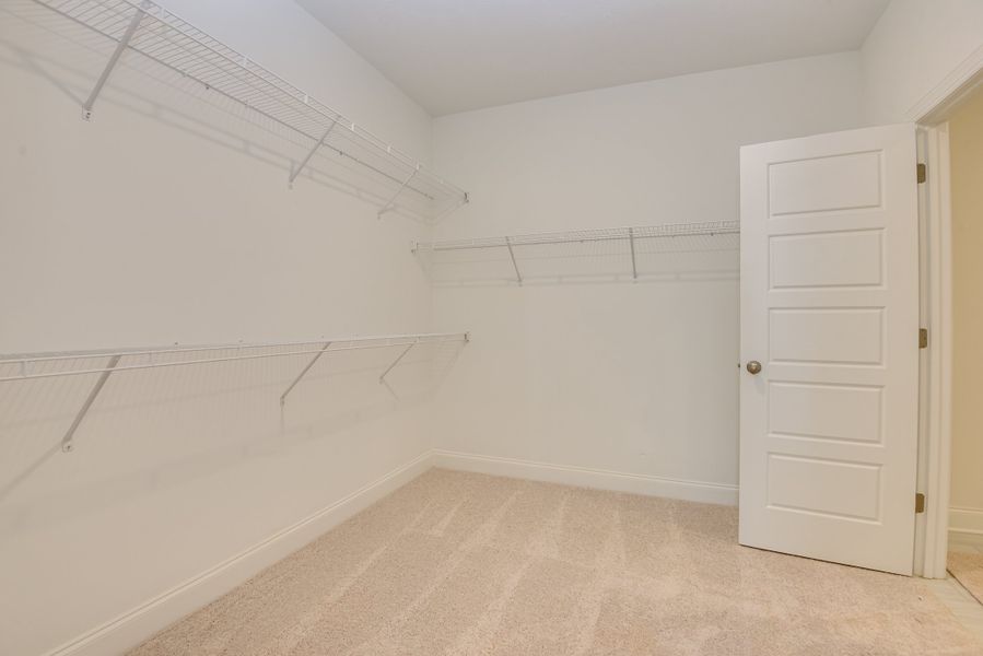 Spacious, unfurnished interior of a new home in The Sanctuary, Aiken (Image 13).