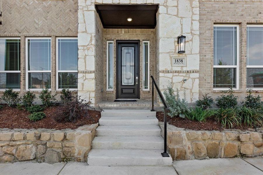 2_1838 Wittington-Porch-1