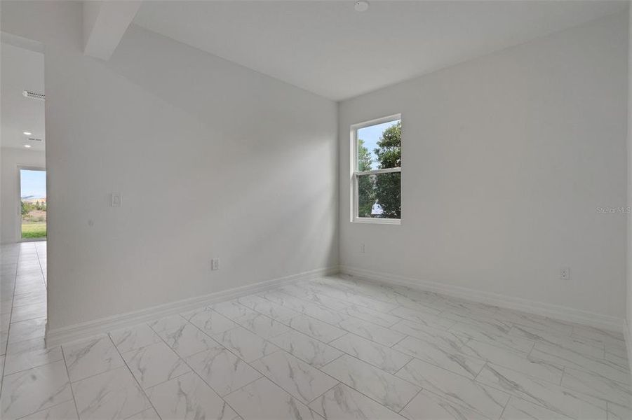 Spacious, unfurnished interior of a new home in Turnleaf, Punta Gorda (Image 18). Spacious, unfurnished interior of a new home in Turnleaf, Punta Gorda (Image 18).