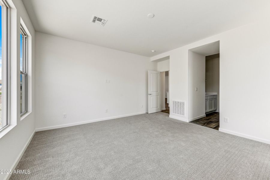 014_Primary Bed 014_Primary Bed