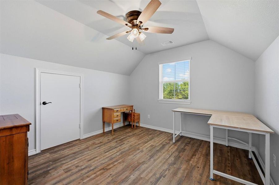 Image 26 of a home in .