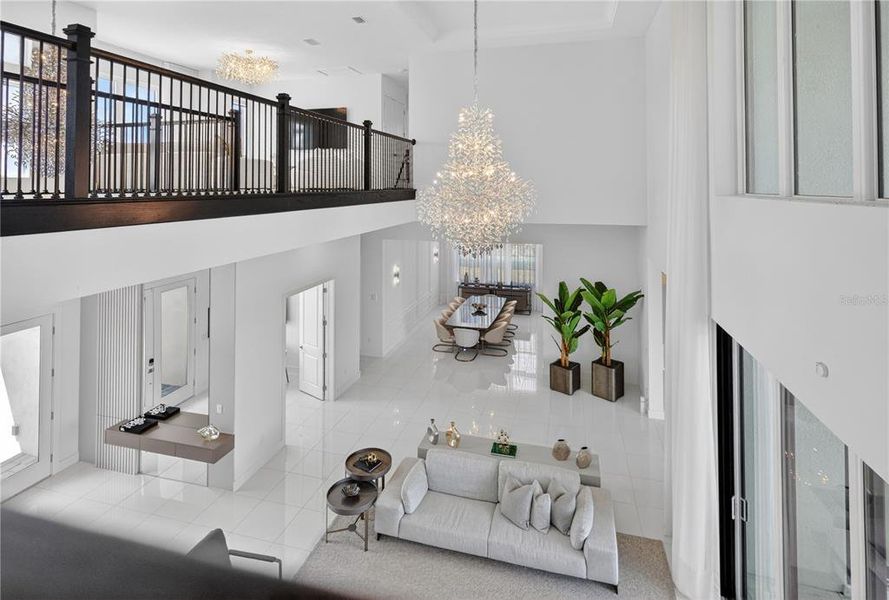 Furnished interior view inside a new home in , Montverde (Image 41).