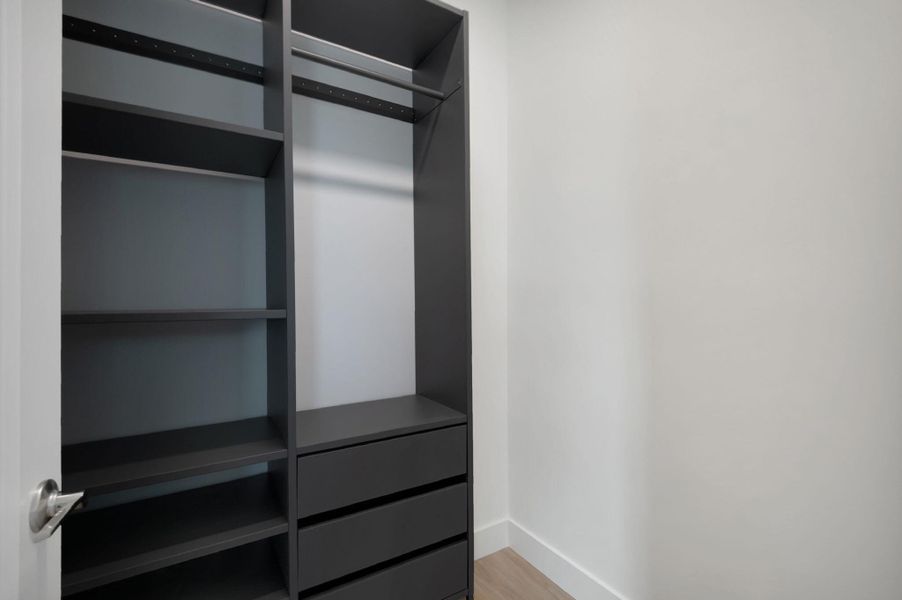 Spacious, unfurnished interior of a new home in , Boca Raton (Image 47).