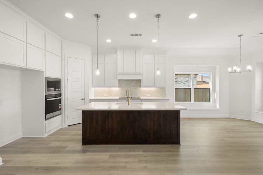 Furnished interior view inside a new home in Ridgepoint, Midlothian (Image 8).