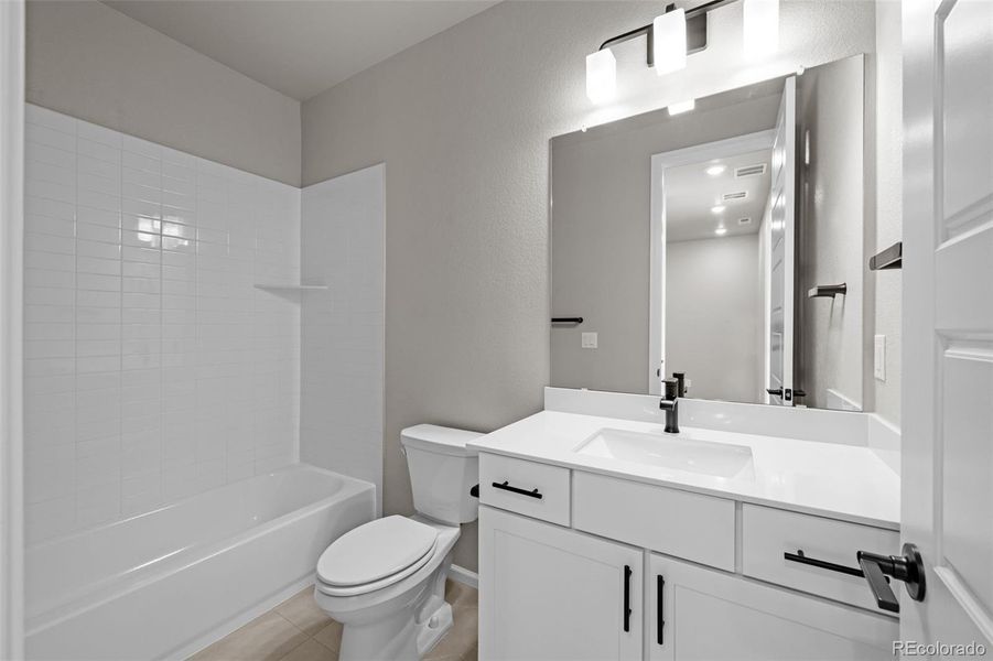 Furnished interior view inside a new home in Ralston Creek, Arvada (Image 15).