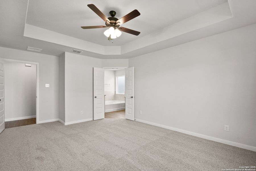 Spacious, unfurnished interior of a new home in Swenson Heights, Seguin (Image 15). Spacious, unfurnished interior of a new home in Swenson Heights, Seguin (Image 15).