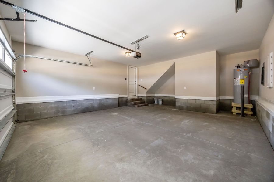 Spacious, unfurnished interior of a new home in Davenport Farms, Winterville (Image 42).