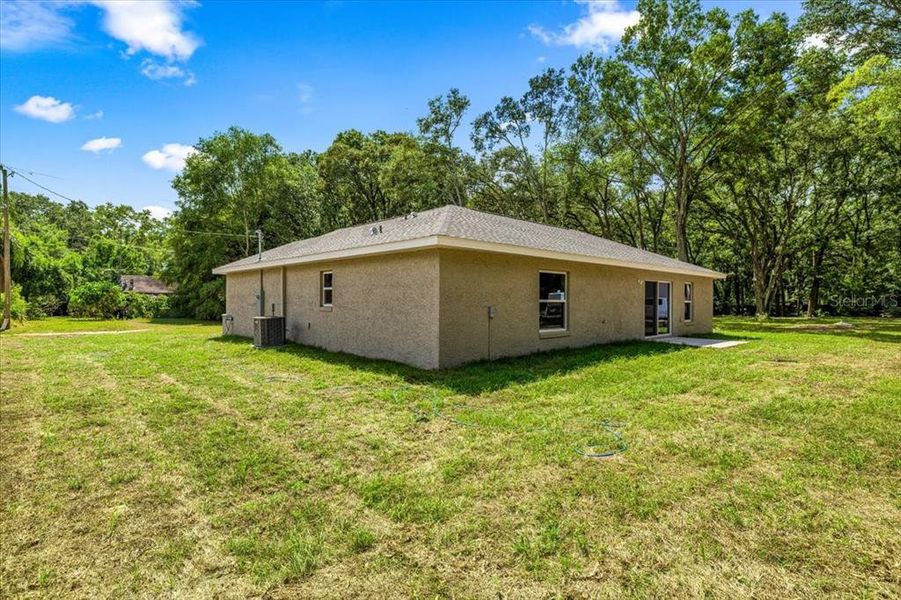 Exterior details and patio area of a home in , Ocala (Image 23).