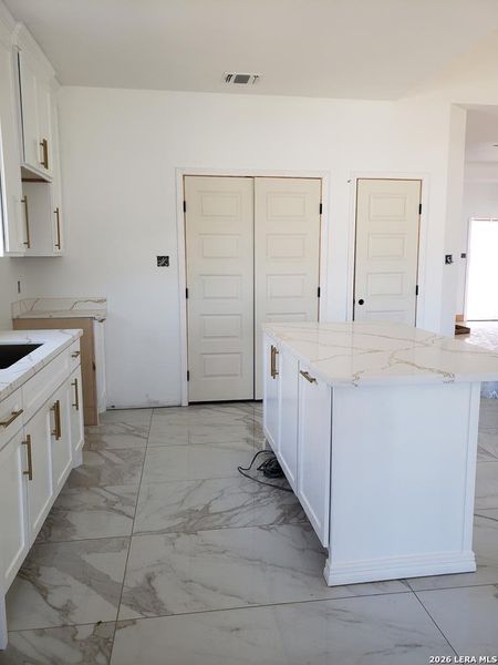 Image 18 of a home in .