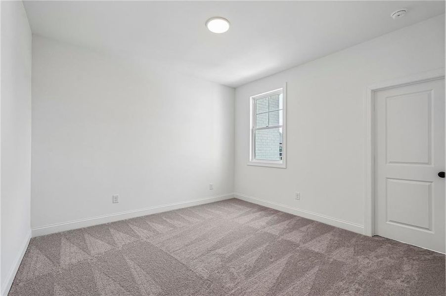 Spacious, unfurnished interior of a new home in Millcroft Townhomes, Buford (Image 41).