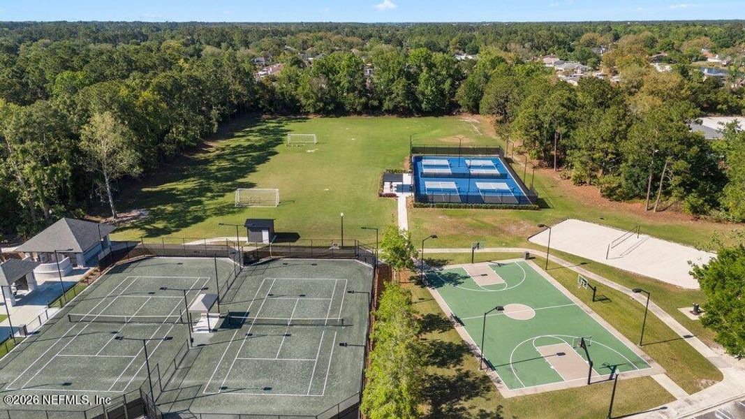 Community amenities in , Jacksonville (Image 85).