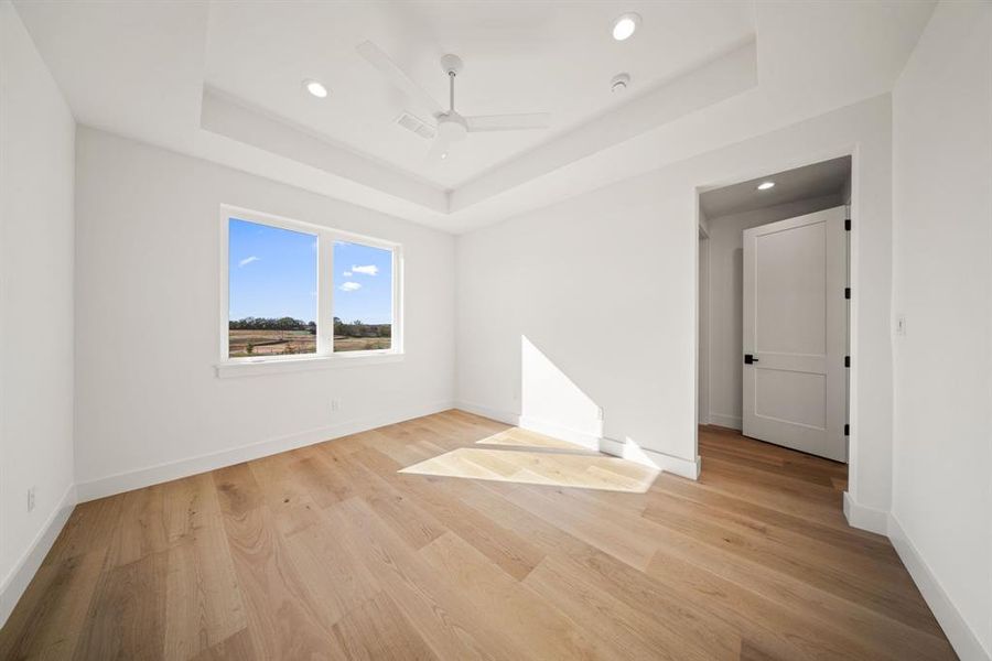 Spacious, unfurnished interior of a new home in , Argyle (Image 34).