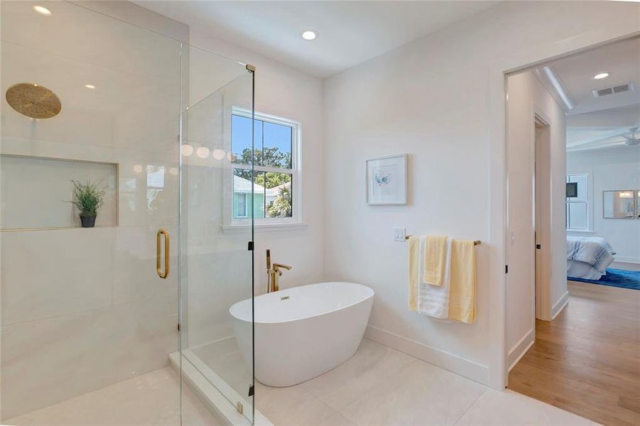 Furnished interior view inside a new home in , Tampa (Image 49).