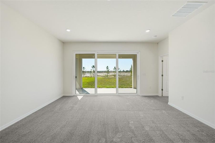 Spacious, unfurnished interior of a new home in , Punta Gorda (Image 20).
