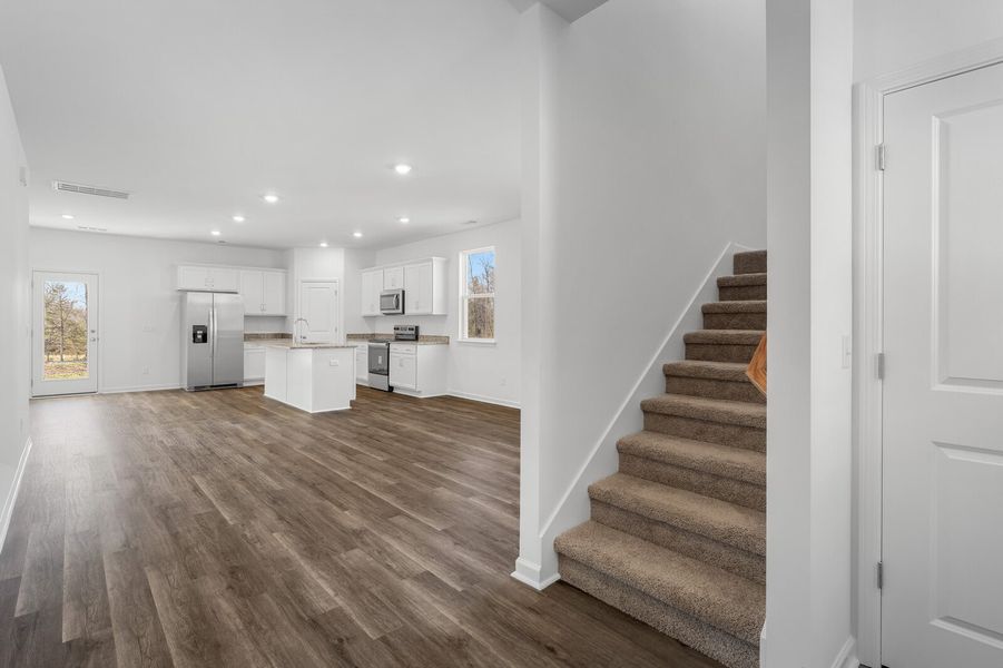 3br New Home in Shelbyville, TN.  - Slide 5