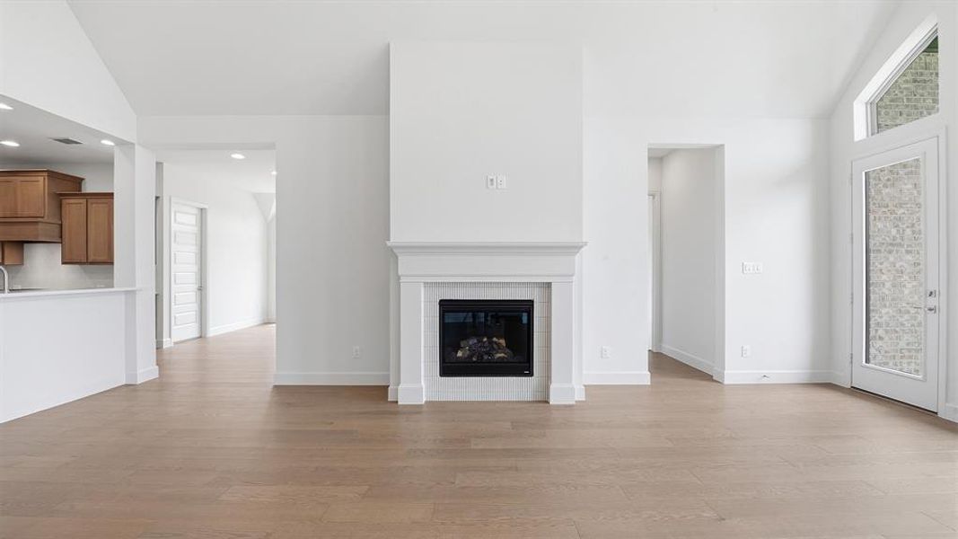 Spacious, unfurnished interior of a new home in Talon Hills, Fort Worth (Image 17).