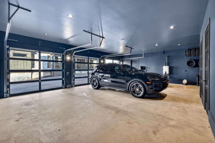 Image 92 of a home in .