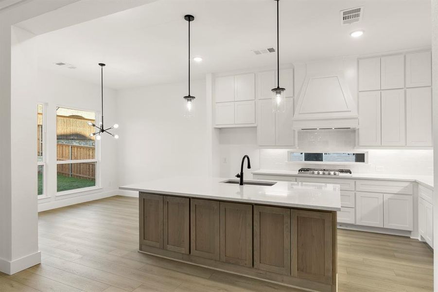 11. 2624 Shadybrook - Kitchen (2) 11. 2624 Shadybrook - Kitchen (2)