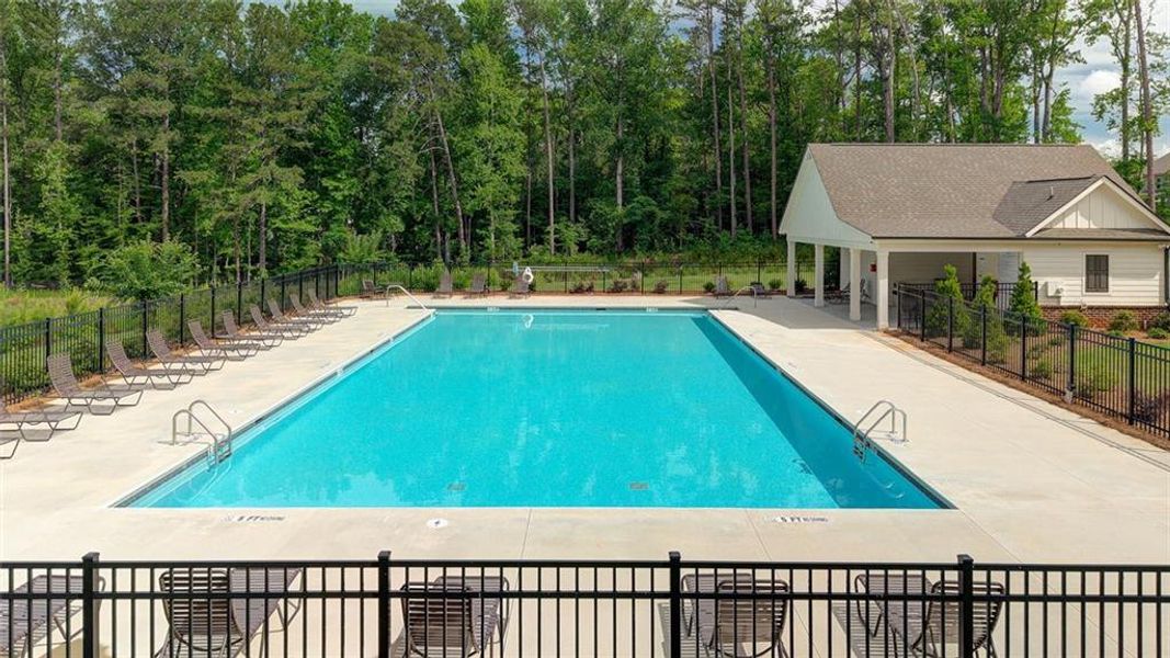 Community amenities in Crofton Place Enclave, Snellville (Image 36).