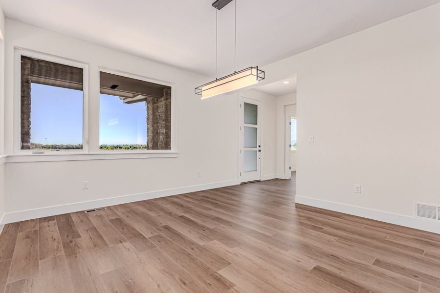 Spacious, unfurnished interior of a new home in West Grange, Longmont (Image 28).
