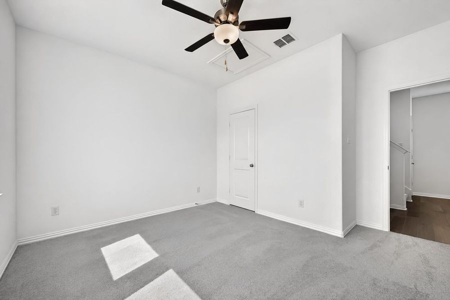 Spacious, unfurnished interior of a new home in River Ridge, Crandall (Image 19). Spacious, unfurnished interior of a new home in River Ridge, Crandall (Image 19).