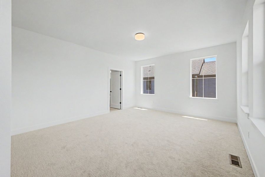 Spacious, unfurnished interior of a new home in West Grange, Longmont (Image 29). Spacious, unfurnished interior of a new home in West Grange, Longmont (Image 29).
