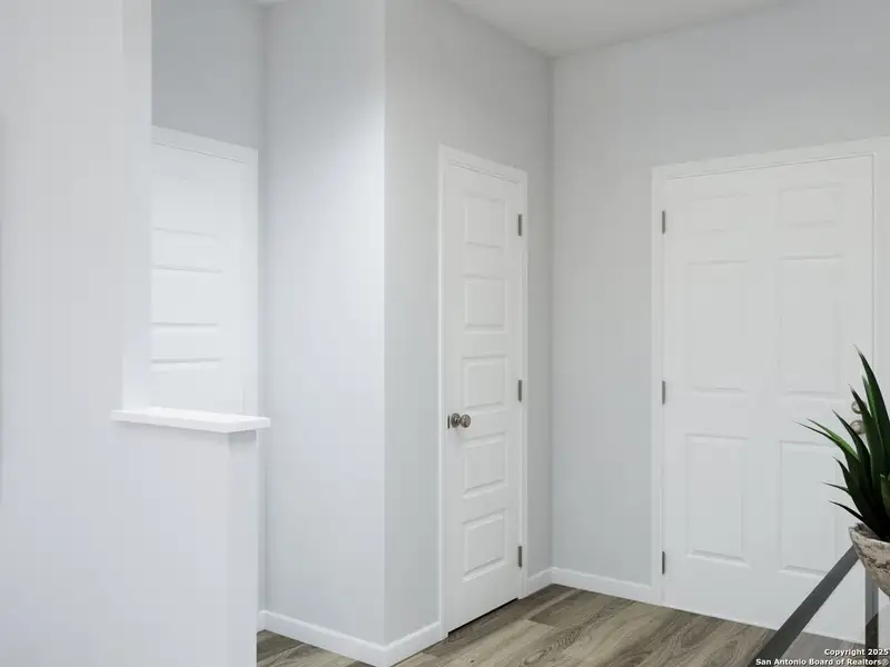 Spacious, unfurnished interior of a new home in Hunters Ranch, San Antonio (Image 23). Spacious, unfurnished interior of a new home in Hunters Ranch, San Antonio (Image 23).