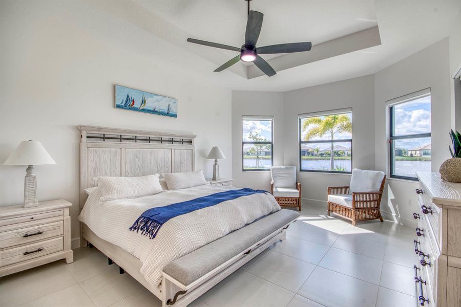 Furnished interior view inside a new home in , Port St. Lucie (Image 11).