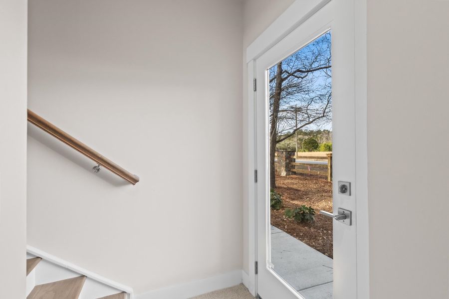 Spacious, unfurnished interior of a new home in Harbor Oaks Marina, Myrtle Beach (Image 35).