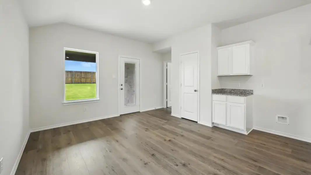 Spacious, unfurnished interior of a new home in Wildcat Ranch, Crandall (Image 24). Spacious, unfurnished interior of a new home in Wildcat Ranch, Crandall (Image 24).