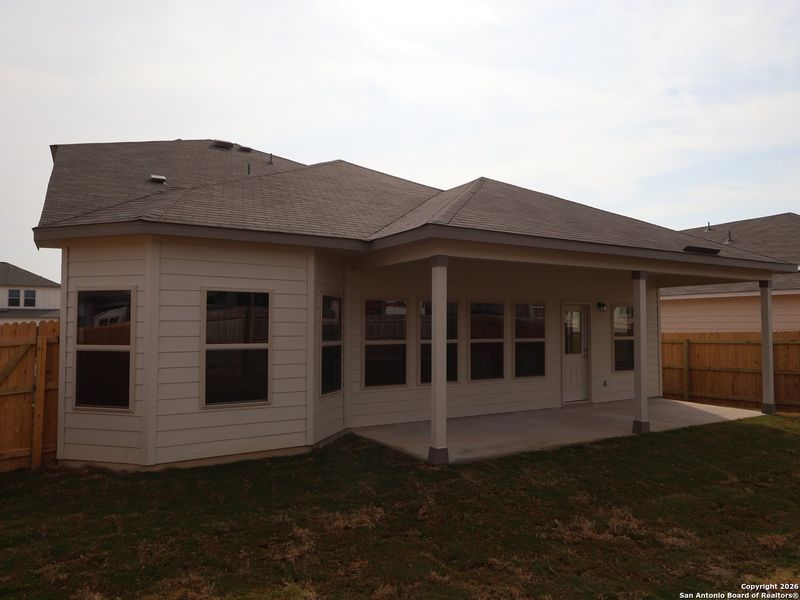 Exterior details and patio area of a home in Greenspoint Heights, Seguin (Image 25).