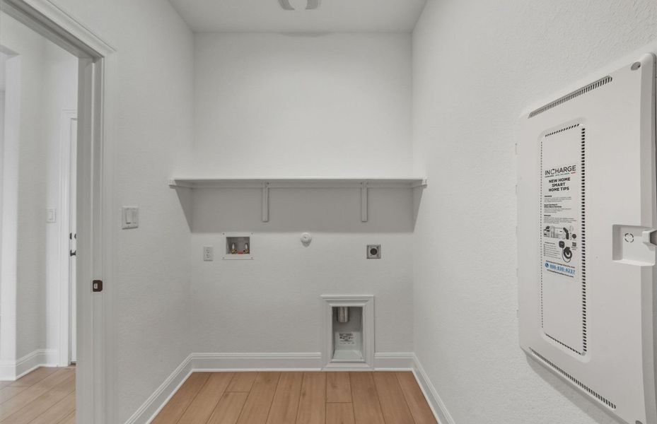 Spacious, unfurnished interior of a new home in Lagos, Manor (Image 52).