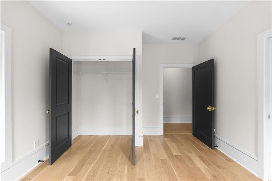 Spacious, unfurnished interior of a new home in , Atlanta (Image 61). Spacious, unfurnished interior of a new home in , Atlanta (Image 61).