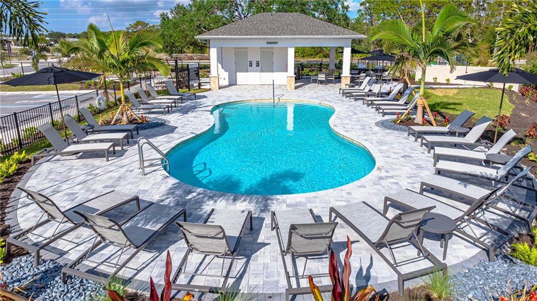 Community amenities in , Nokomis (Image 32).