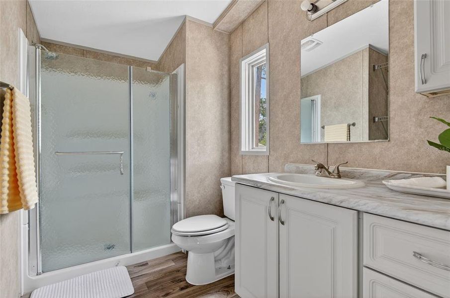 Furnished interior view inside a new home in , Spring Hill (Image 15).