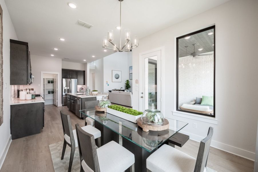 Representative furnished interior of a home built from the Goldeneye by Tri Pointe Homes in Jubilee 50′, Hockley (Image 58).