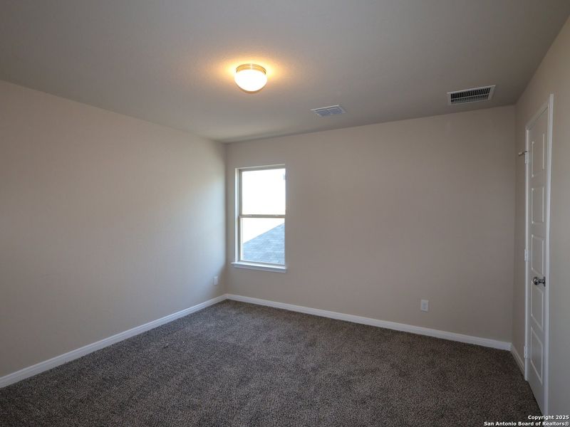 Spacious, unfurnished interior of a new home in Park Place, New Braunfels (Image 20). Spacious, unfurnished interior of a new home in Park Place, New Braunfels (Image 20).