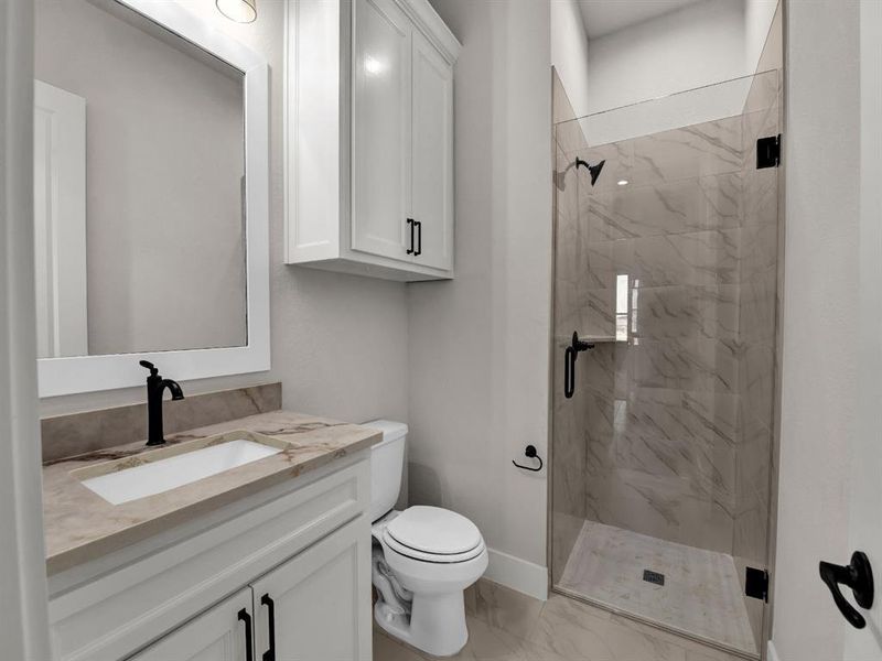 Furnished interior view inside a new home in , Weatherford (Image 11).